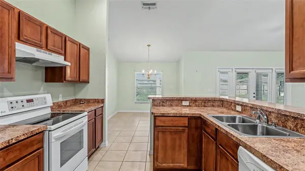265 MAJESTIC GARDENS LN, Winter Haven, FL 33880