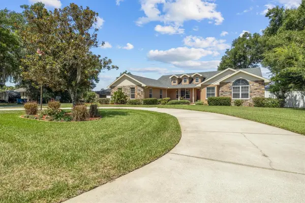 615 N OAK AVE, Fort Meade, FL 33841