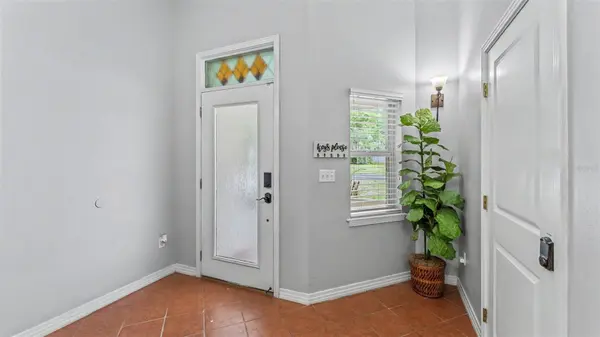 926 HOLLINGSWORTH RD, Lakeland, FL 33801