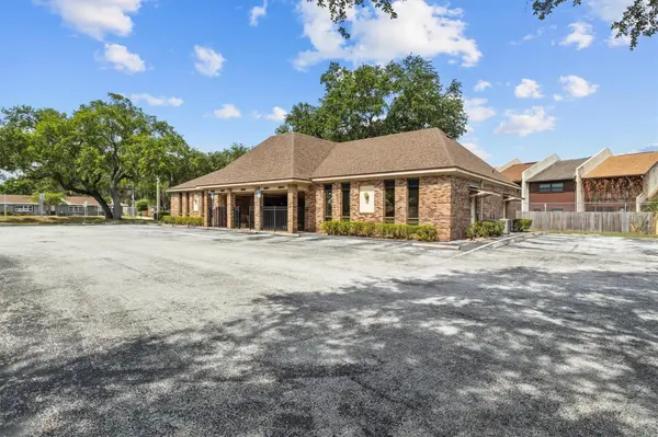 4945 SOUTHFORK DR, Lakeland, FL 33813