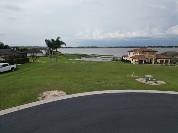 210 SPRING AZURE DR, Lake Alfred, FL 33850
