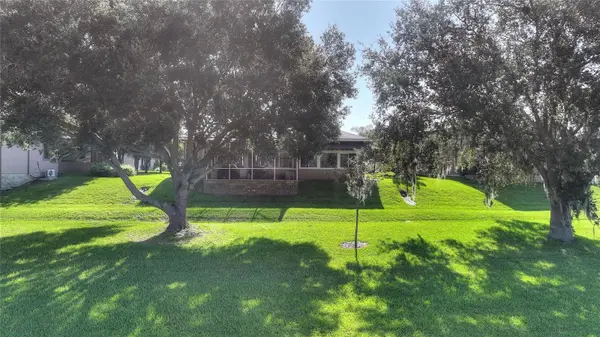 492 MEANDERING WAY, Polk City, FL 33868