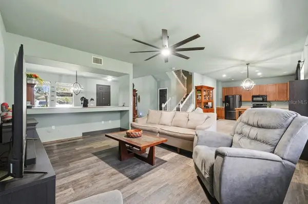 2203 BLACKWOOD DR, Mulberry, FL 33860