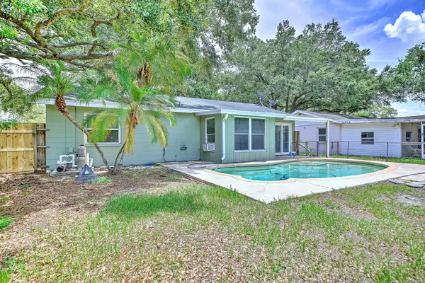1245 HONEYTREE LN E LN E, Lakeland, FL 33801