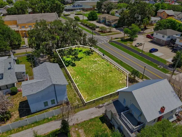 702 AVENUE A, Winter Haven, FL 33880