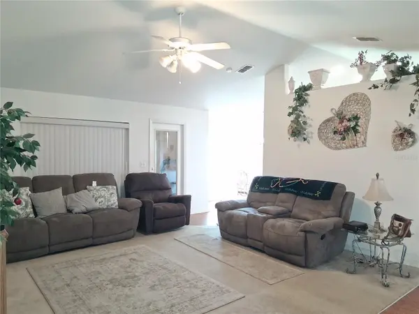 6759 ASHBURY DR, Lakeland, FL 33809