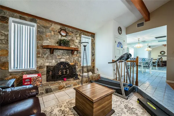 85 COUNTRY CLUB LN, Mulberry, FL 33860