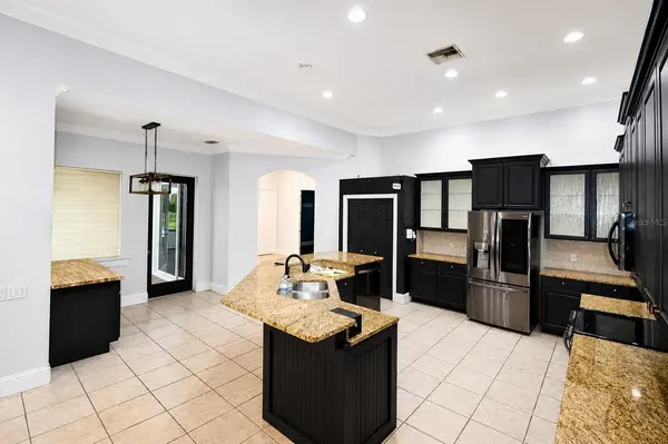 2325 CHESTERFIELD CIR, Lakeland, FL 33813