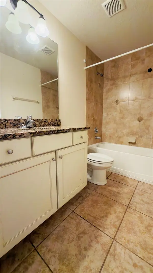 200 BREAKWATER ST SE, Palm Bay, FL 32909