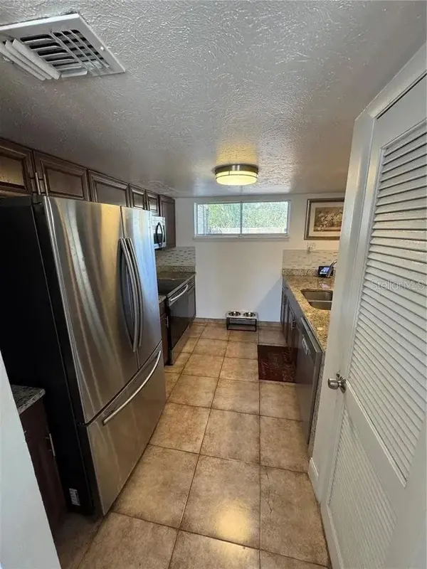 1836 WARRINGWOOD DR #B4, Orlando, FL 32839