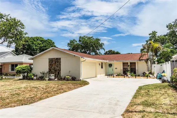 14803 SUNSET DR, Largo, FL 33774