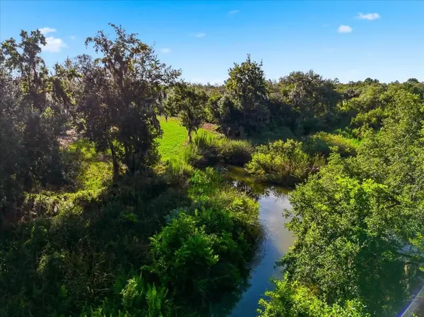 DEER RD, Frostproof, FL 33843