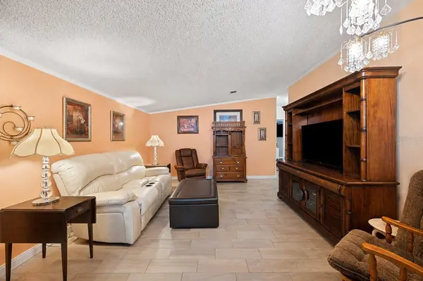 117 GLENN RD, Auburndale, FL 33823