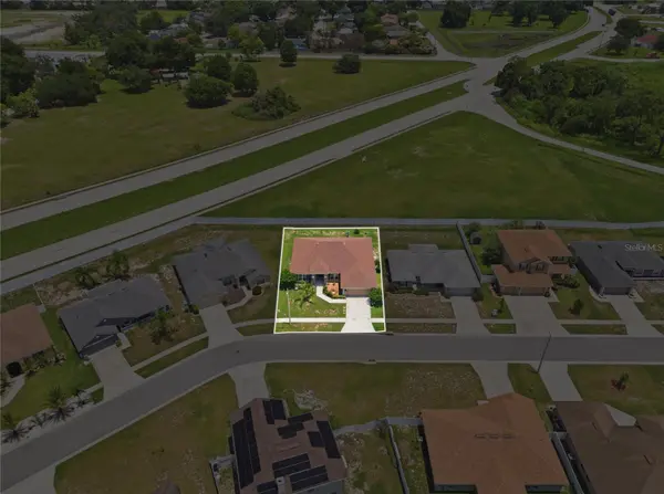 1097 NORMANDY HEIGHTS CIR, Winter Haven, FL 33880