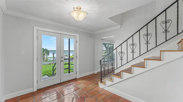 1218 LAKE ARIANA BLVD, Auburndale, FL 33823