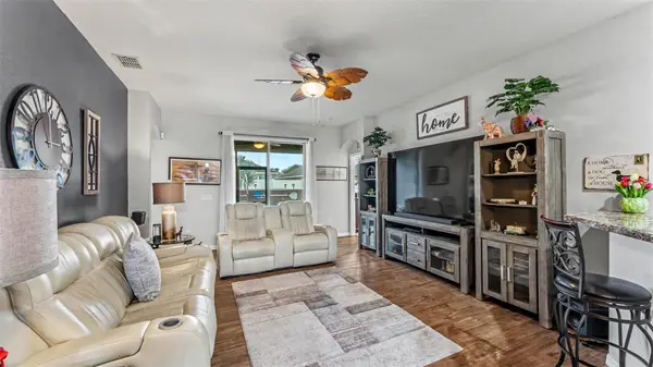 1053 KRENSON WOODS RD, Lakeland, FL 33813