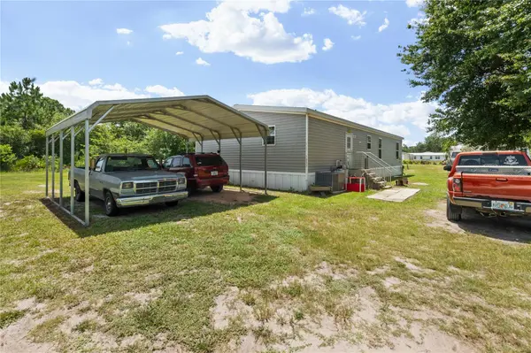 1833 E SUNNYSIDE DR, Lorida, FL 33857