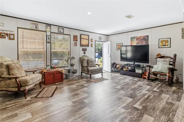 1833 E SUNNYSIDE DR, Lorida, FL 33857