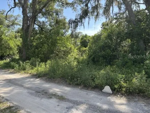 7157 GLORY RD, Zephyrhills, FL 33540