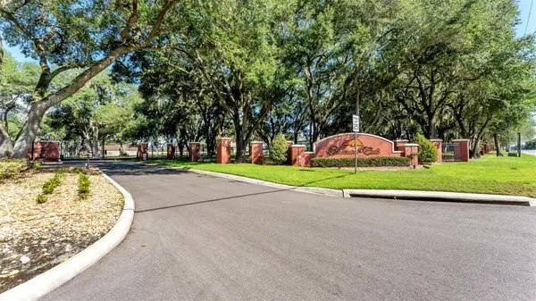 6923 ORIANNA OAKS DR, Plant City, FL 33567