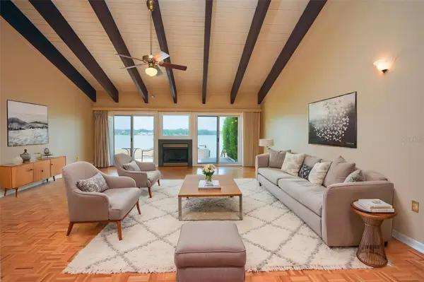 9 CASA LOMA WAY #9, Lakeland, FL 33813