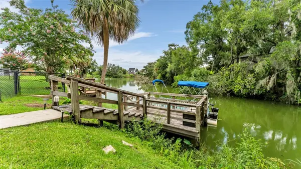 6838 SHIMMERING DR, Lakeland, FL 33813