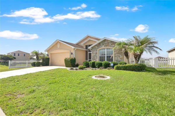 4919 ST JAMES DR, Winter Haven, FL 33881