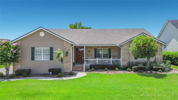 1953 VIEWPOINT LANDINGS RD, Lakeland, FL 33810