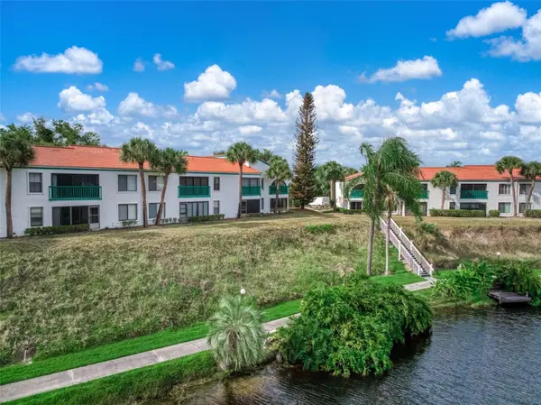 4729 CASABLANCA CIR #C22, Sebring, FL 33870