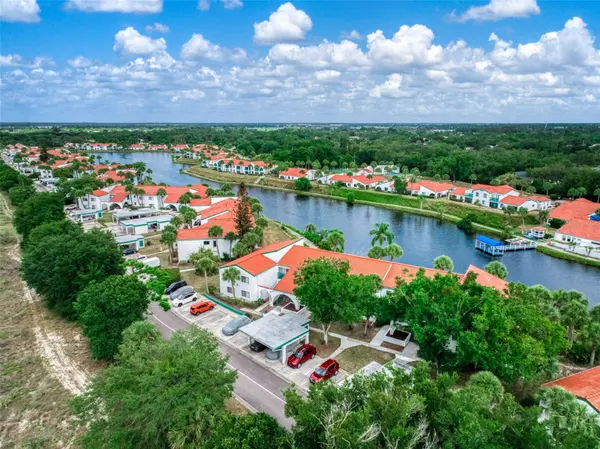 4729 CASABLANCA CIR #C22, Sebring, FL 33870