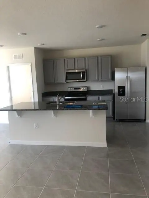 2952 LONG POND DR, Lakeland, FL 33811