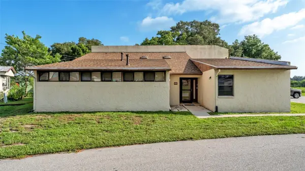 1880 N CRYSTAL LAKE DR #69, Lakeland, FL 33801