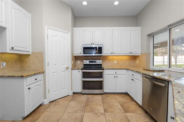 3333 HAWKS RIDGE DR, Lakeland, FL 33810