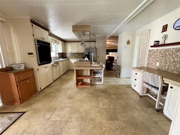 119 JANA CIR, Auburndale, FL 33823