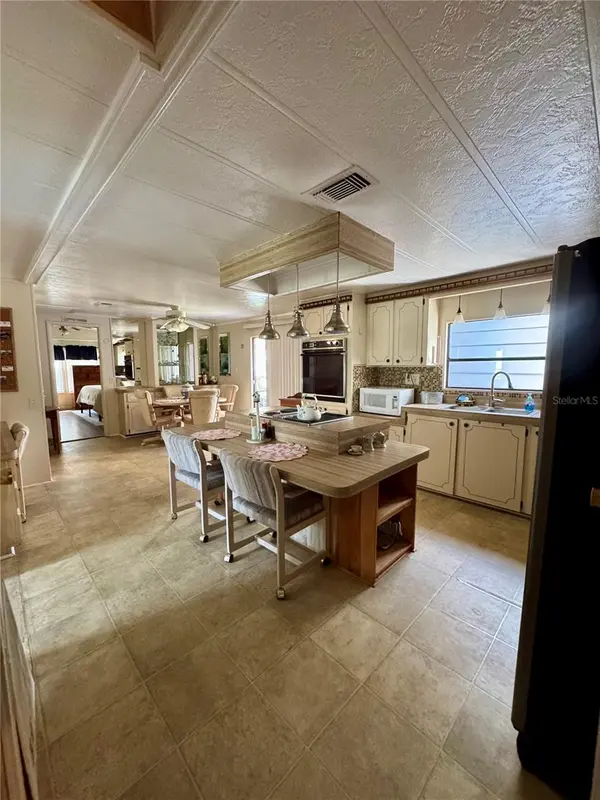 119 JANA CIR, Auburndale, FL 33823
