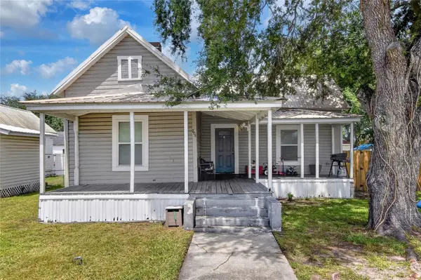 204 NE 1ST AVE, Mulberry, FL 33860