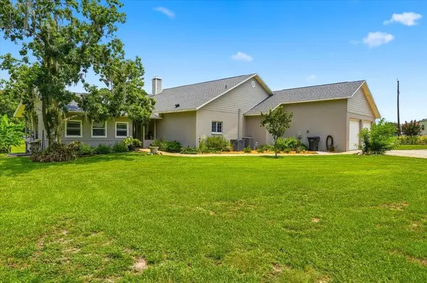 8404 MATHEWS RD, Lakeland, FL 33809