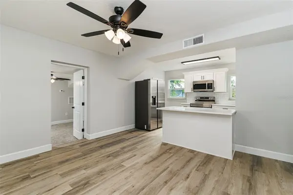 526 VICTORIA BLVD, Auburndale, FL 33823