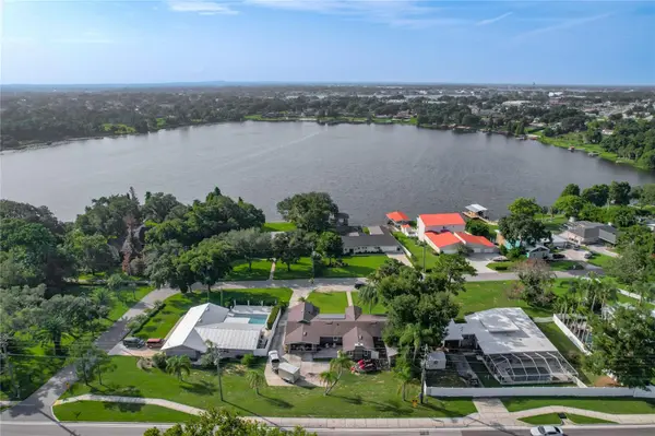 128 N LAKE FLORENCE DR, Winter Haven, FL 33884