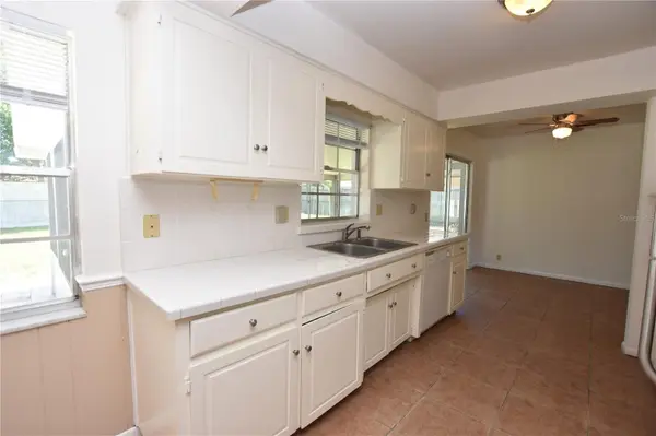 204 CHAUCER LN, Winter Haven, FL 33884