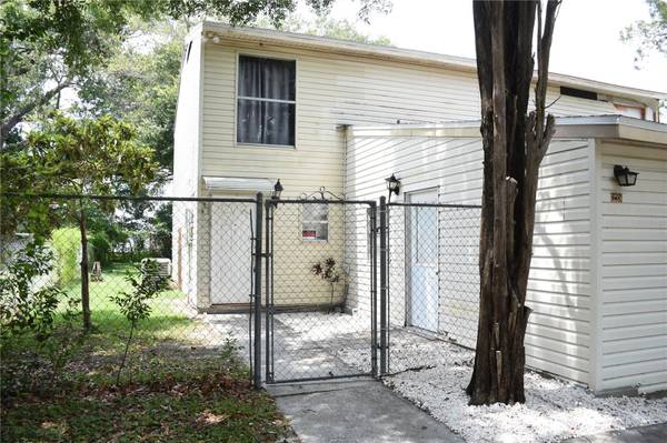 1228 GOLCONDA RD, Lakeland, FL 33801