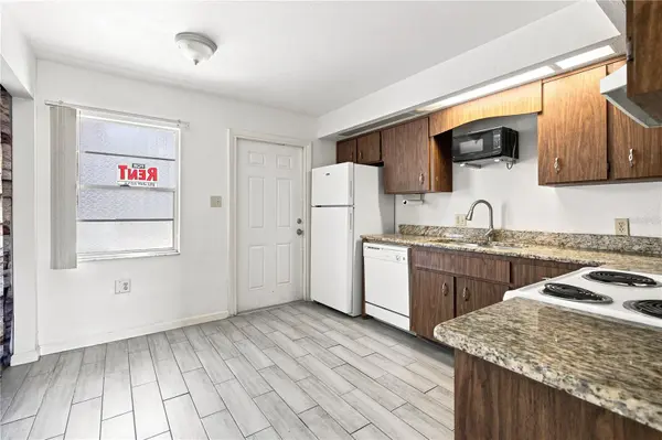 101 LAKE HUNTER DR #11, Lakeland, FL 33803