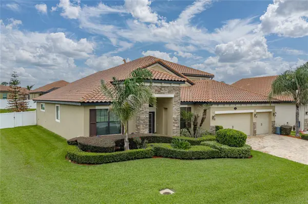 1894 VIA LAGO DR, Lakeland, FL 33810