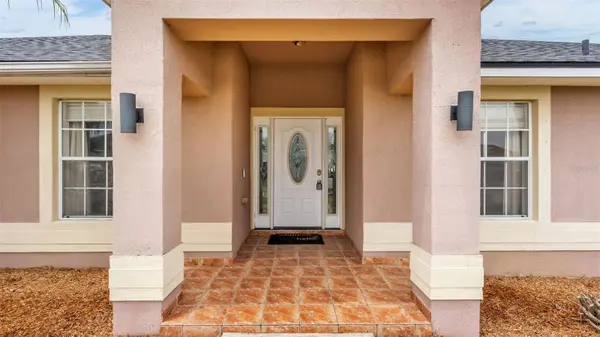 8774 FORT SOCRUM VILLAGE WAY, Lakeland, FL 33810