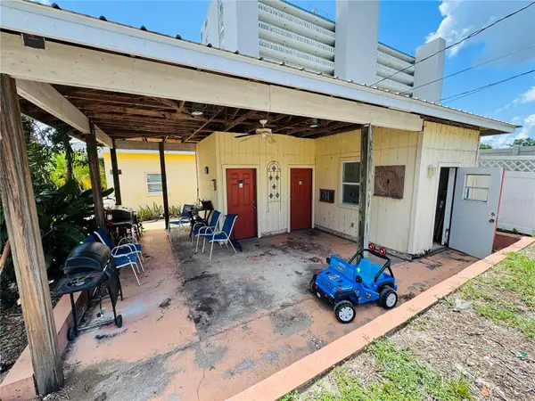 2121 LAKEVIEW DR, Sebring, FL 33870