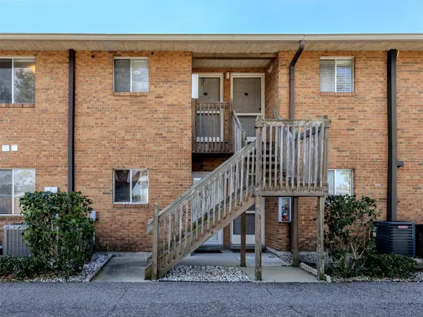 217 AIRPORT AVE W #216, Venice, FL 34285