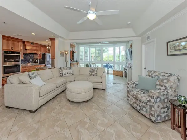 1505 GONDOLA PARK DR #1505, Venice, FL 34292