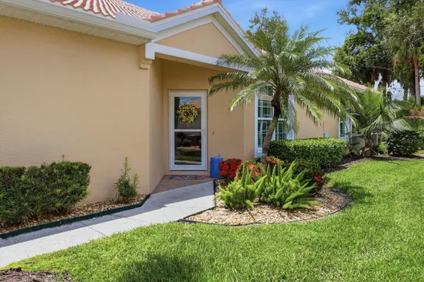 4939 WHISPERING OAKS DR, North Port, FL 34287