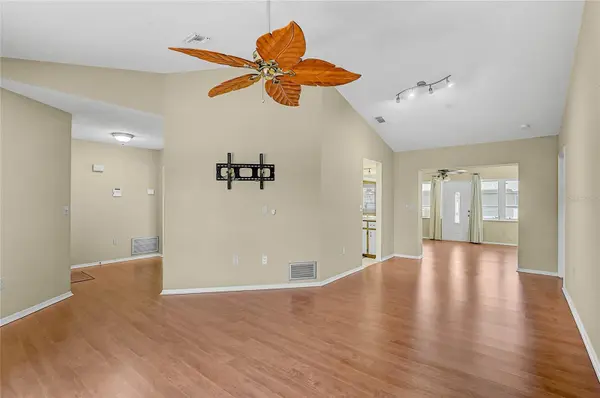 5852 LINCOLN RD, Venice, FL 34293