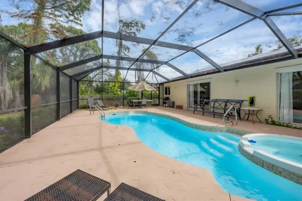 2445 APACHE ST, Sarasota, FL 34231